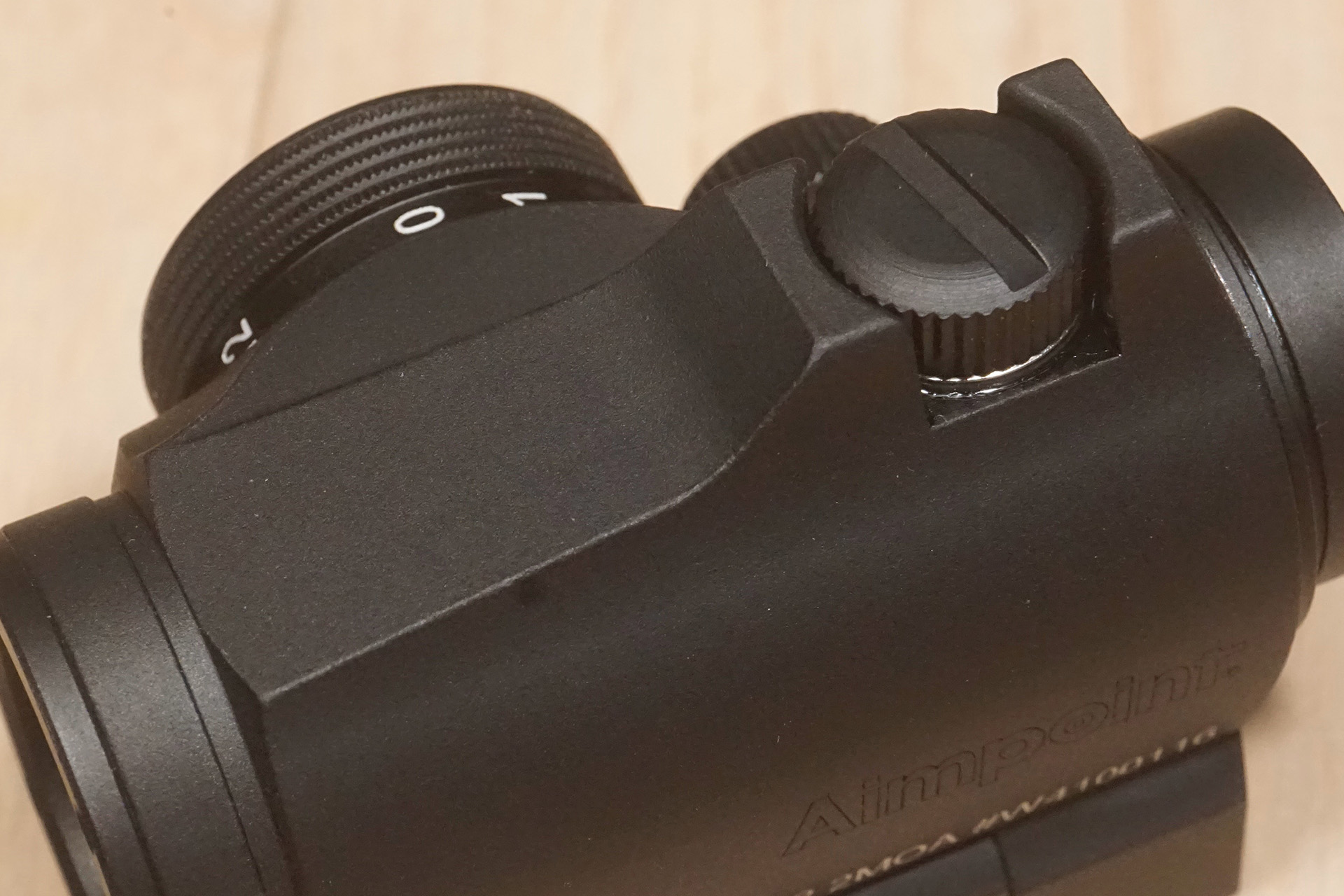 Aimpoint T2スーパーレプリカ、DMAG Red Dot Sight D2(DM004BK)の