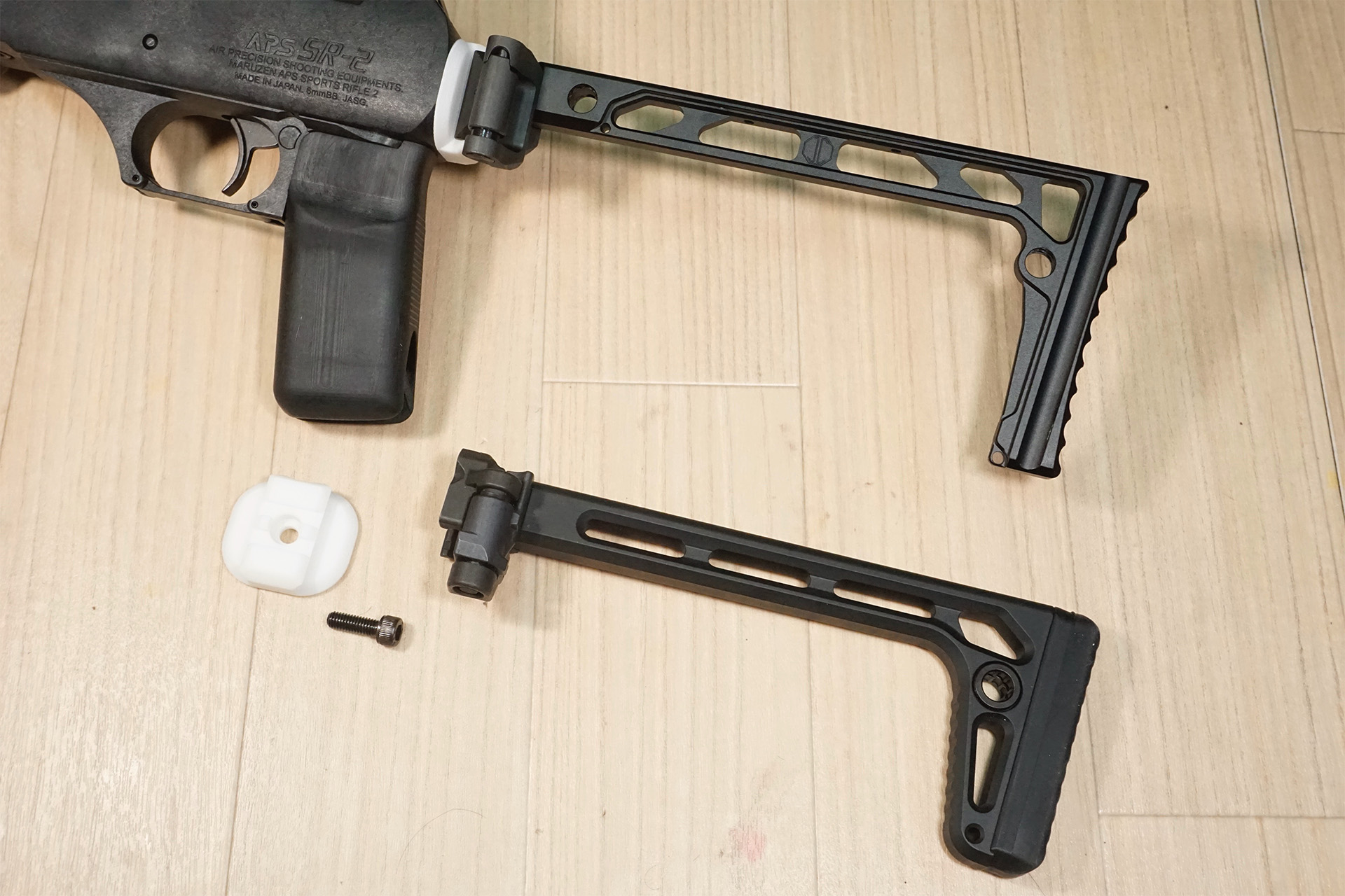 APS SR-2のストック基部を20mmレールに置き換えるアダプターを作りまし