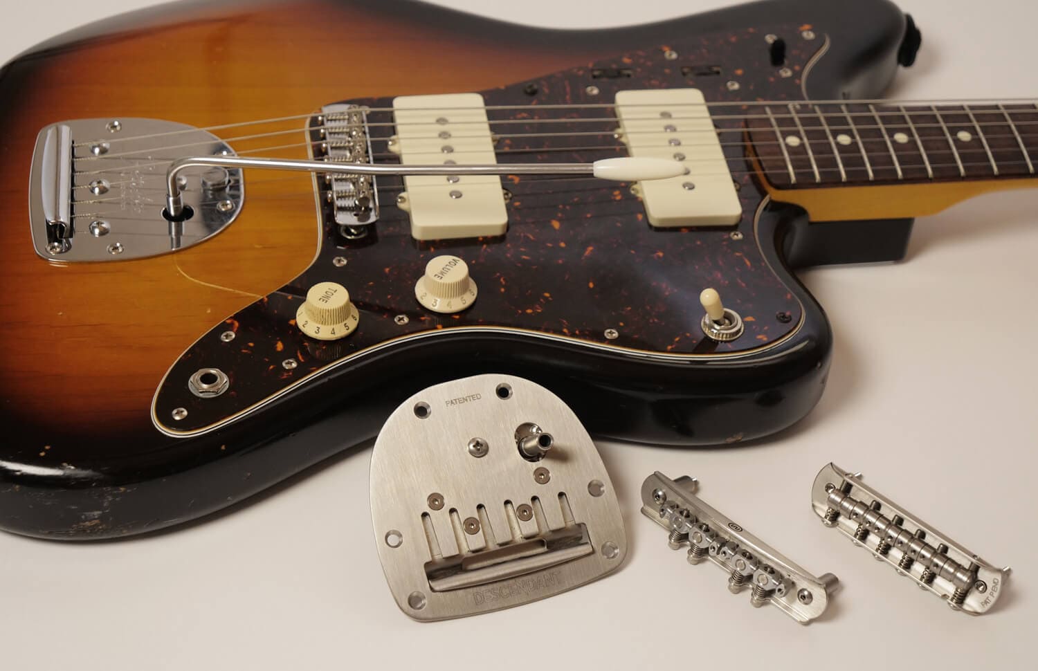 宿命への挑戦》Jaguar/Jazzmaster「弦落ち」対策【エレキギター博士】