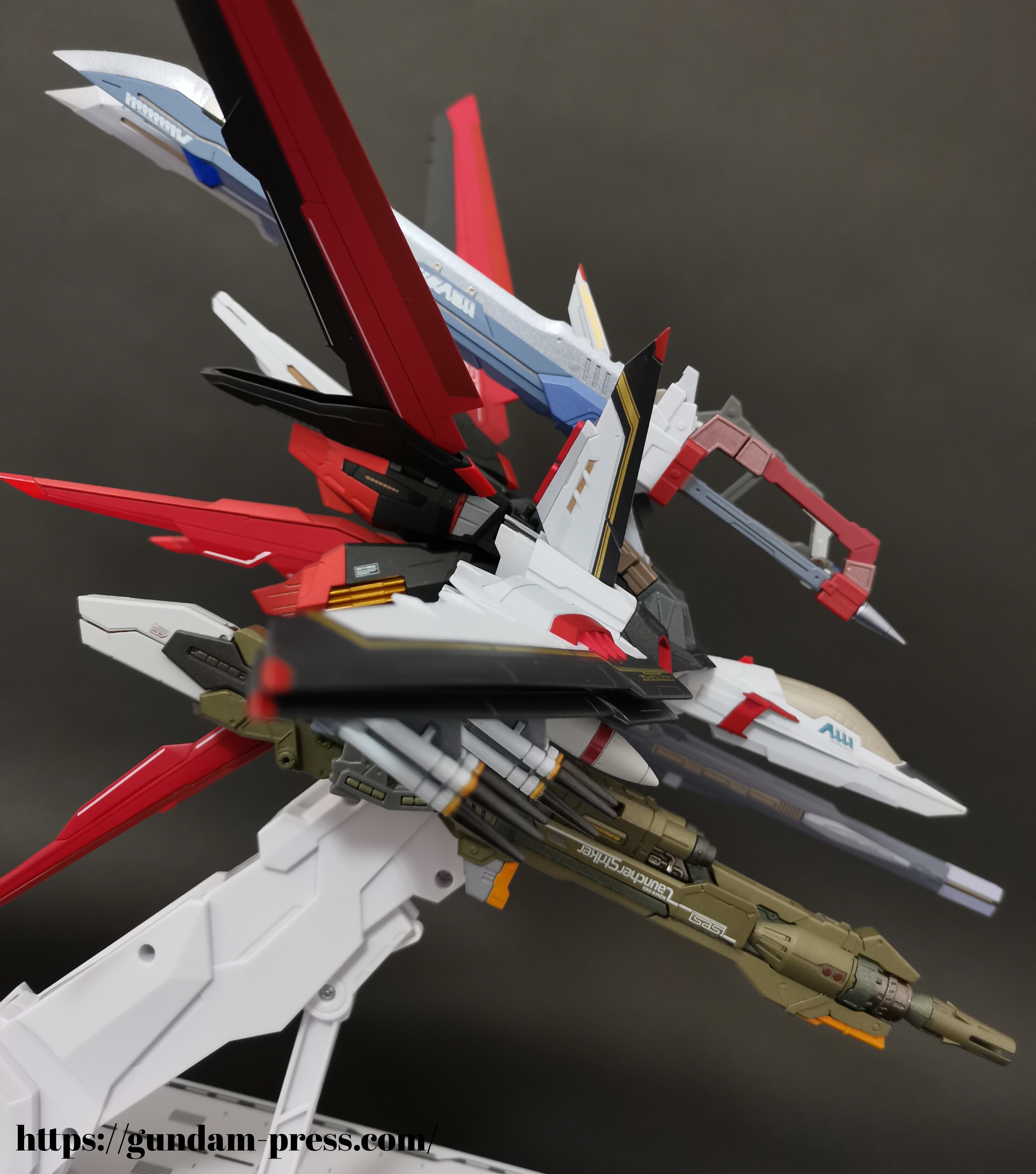 METAL BUILED(メタルビルド) ストライクルージュ オオトリ装備