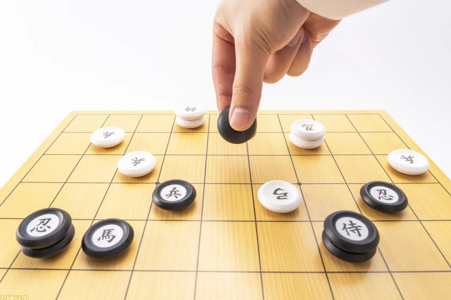 獵人》蟻王篇登場的「軍儀棋」正式商品化，還不趕快訂起來？ - 吹著魔