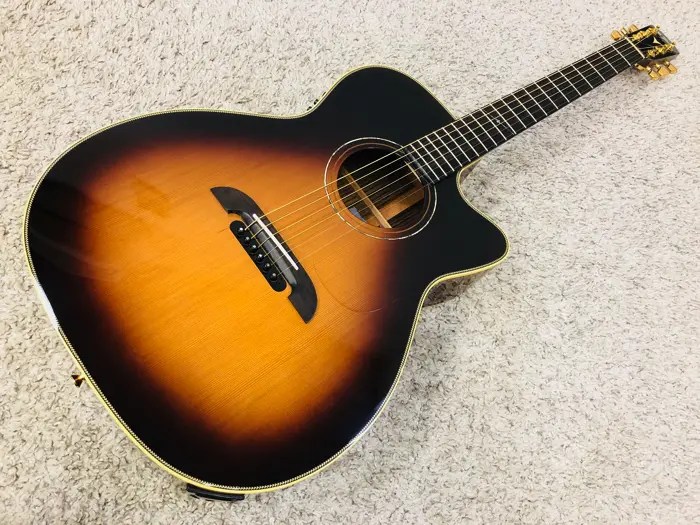 買取実績】【美品】Takamine PT-108 / タカミネ エレアコ 純正ハード