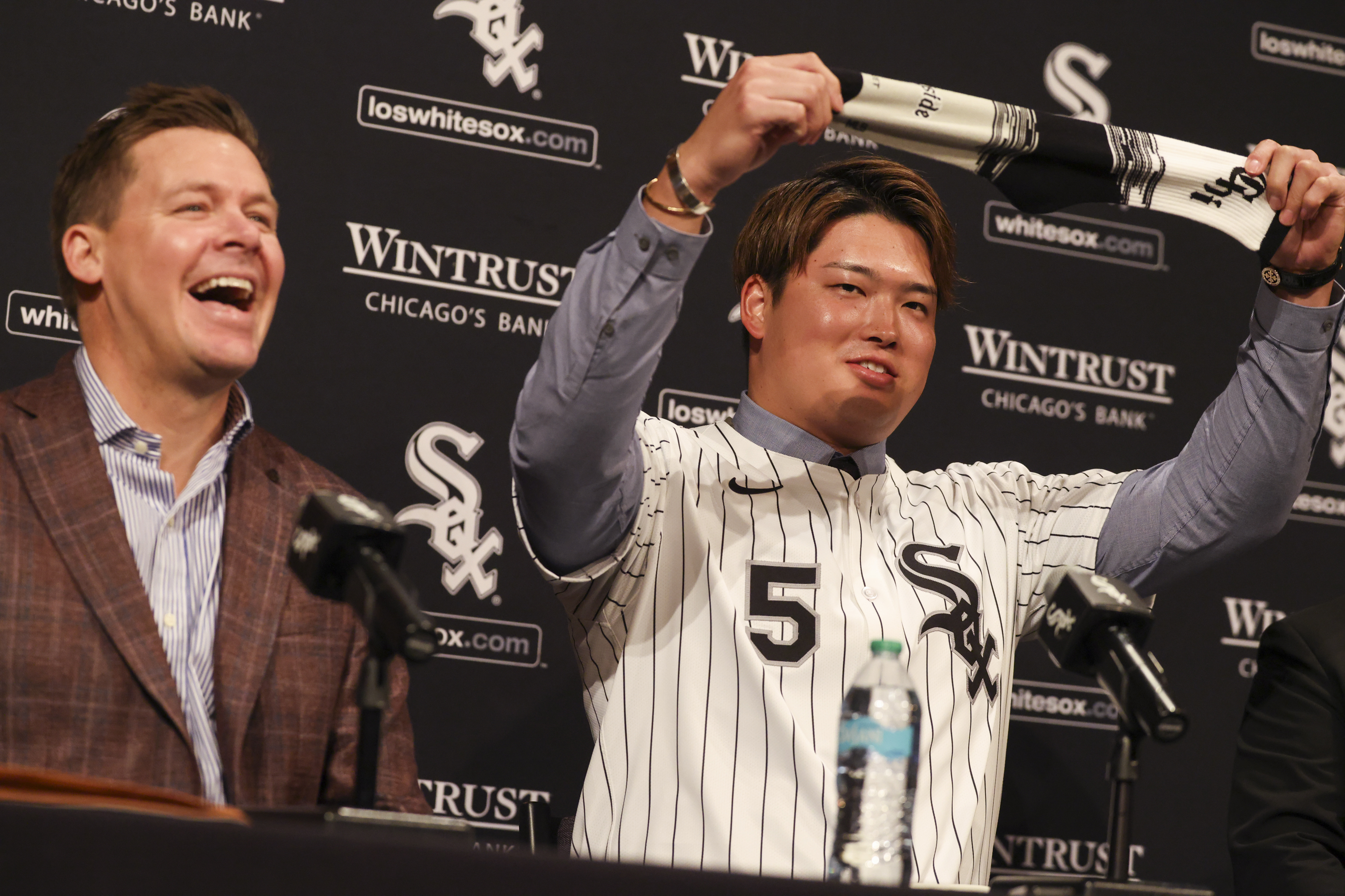 Column: Luis Robert Jr. trade gives Chicago White Sox a clean slate