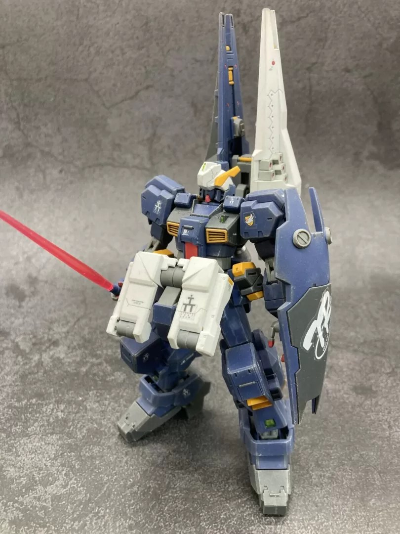 HG アドバンスド・ヘイズル 全塗装完成品 改造品 台座付 説明書付き HG
