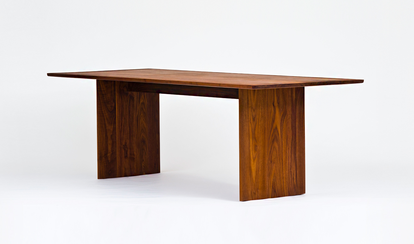 Lotus table | Time & Style