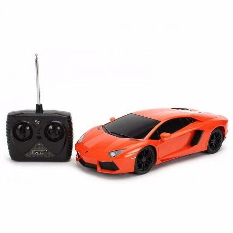 Fast, Remote Controlled 1/18 Scale Licensed Lamborghini Aventador