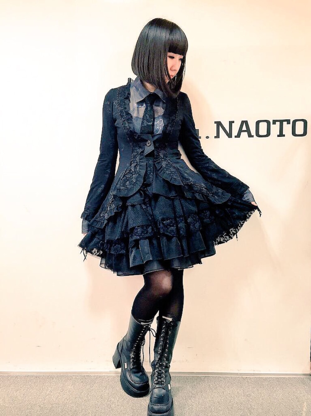 h.NAOTO｜h.NAOTO FRILLのカーディガン/ボレロを使ったコーディネート