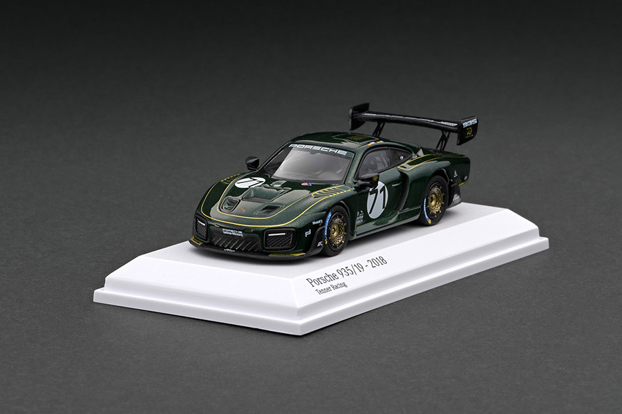 643061105 1/64 Porsche 935/19 JÄGERMEISTER | LINE UP | [公式
