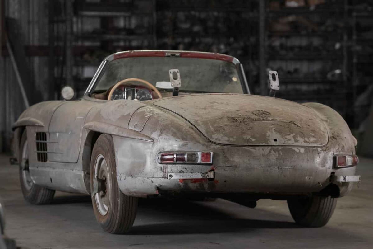 オンボロでも1億8000万円！ メルセデス・ベンツ「300SLロードスター