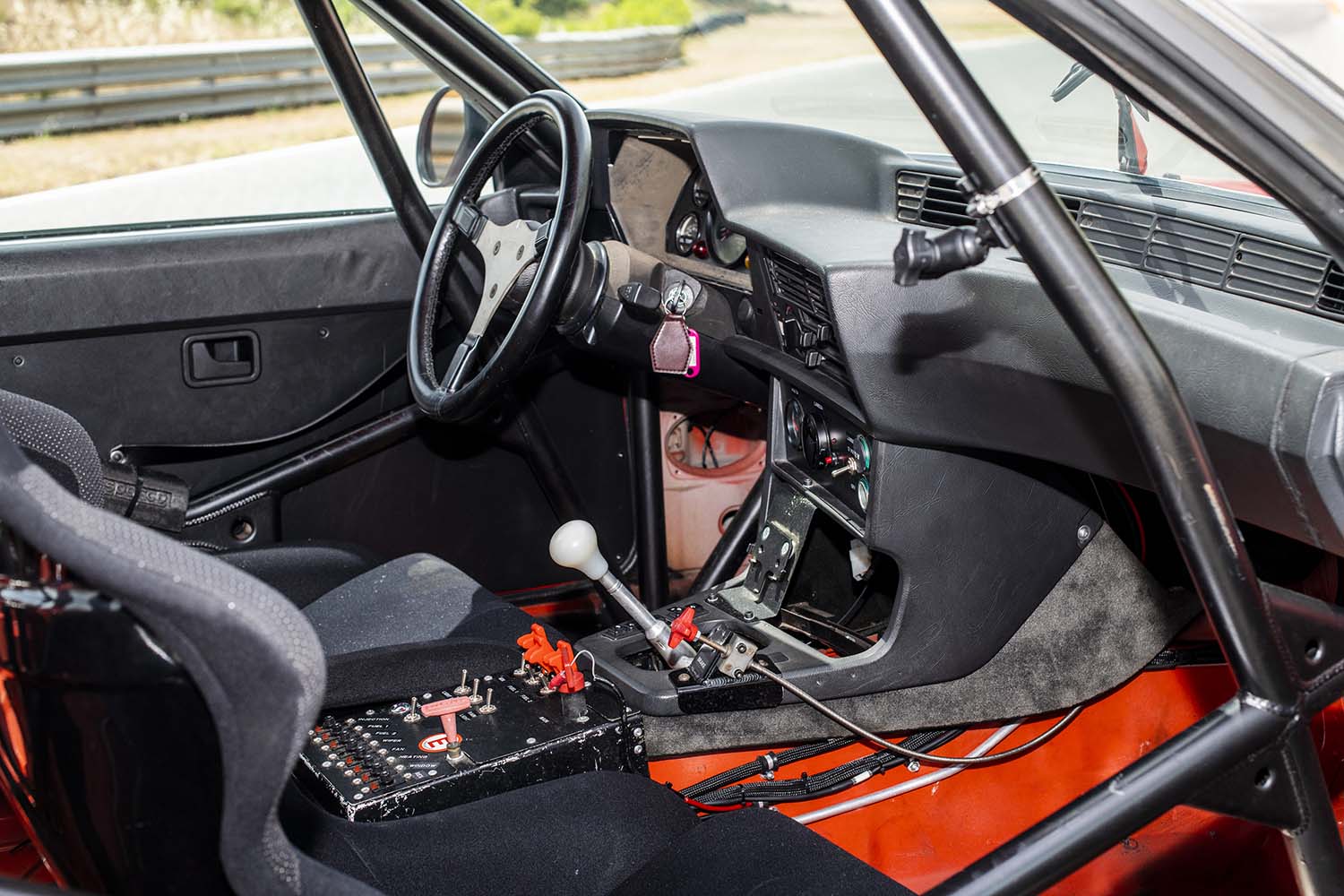 2500万円弱で落札！ 世界一美しいクーペBMW「635CSi」のグループA仕様