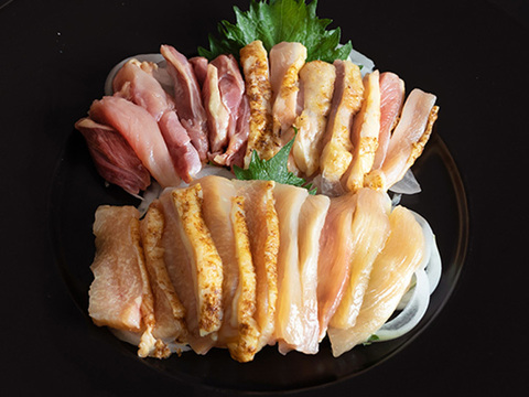 ご注文数🥇第1位🥇 これぞ本場の鳥刺し！大摩桜 王道のモモ・ムネ160g