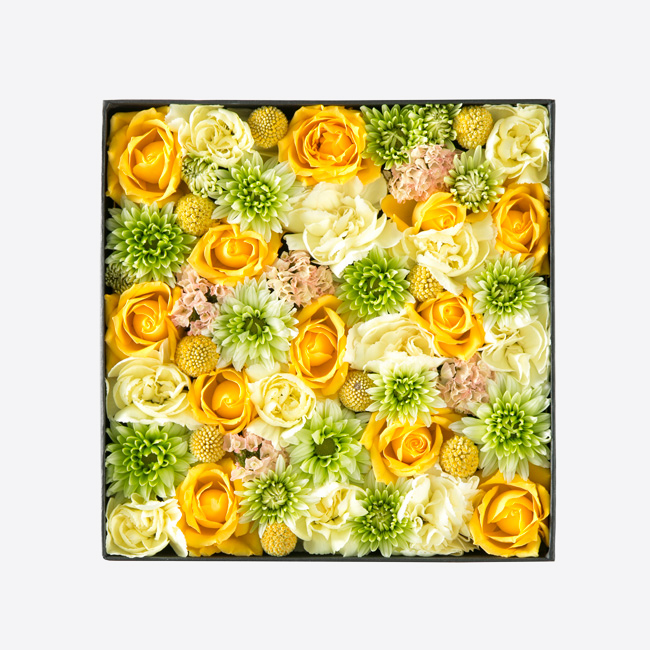 フラワーボックス黒（中） | お祝いの花商品 | 【電報サービス】VERY CARD