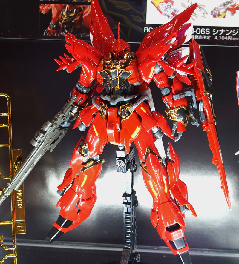 燦然と輝く真っ赤な「RG シナンジュ」の美しさ：東京おもちゃショー