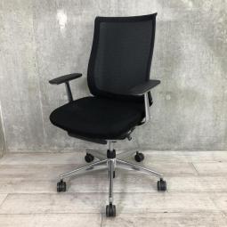 中古】ベゼル アルミポリッシュ コクヨ/KOKUYO 肘付ハイバックチェア