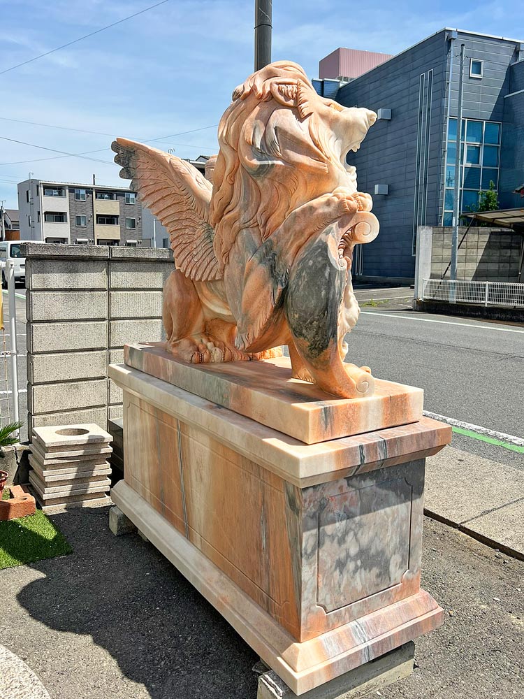 楽天市場】大型 天然大理石彫刻 翼を持つライオン 有翼の獅子 ペア