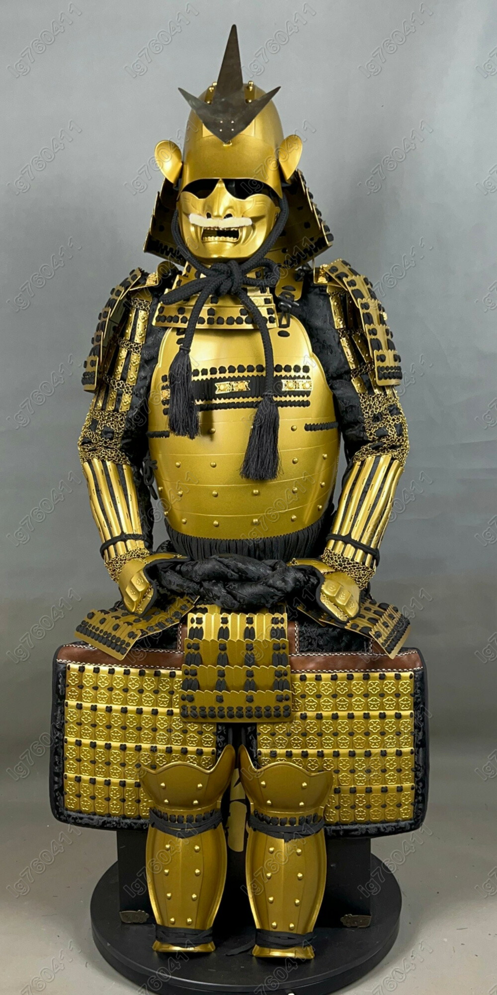楽天市場】等身大 甲冑 黄金 当世具足 レプリカ 兜 鎧 | コスプレ 五月
