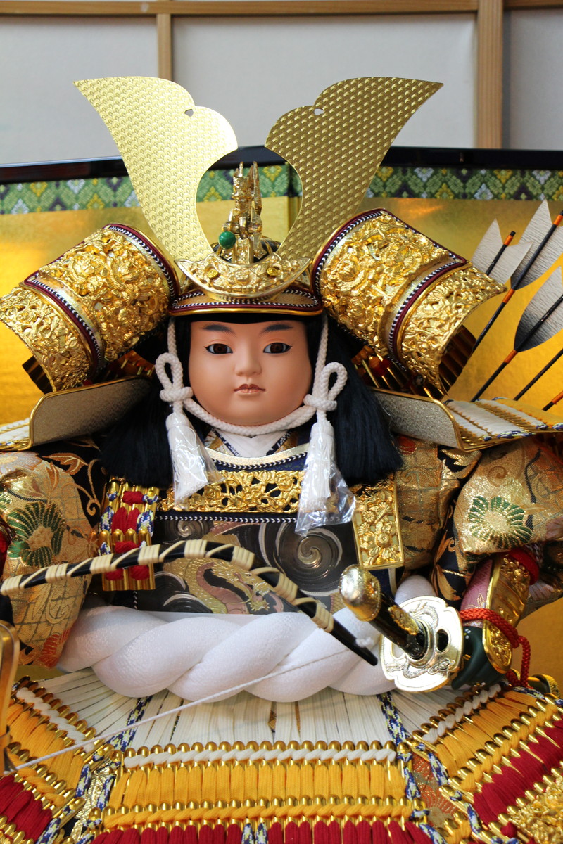 五月人形三段飾り 105子供大将赤黄白 【武者人形】|パーティグッズや