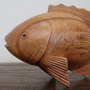 楽天市場】魚の木彫り 木製 25X7X12.5 さかなの木彫り 魚の置物 魚の