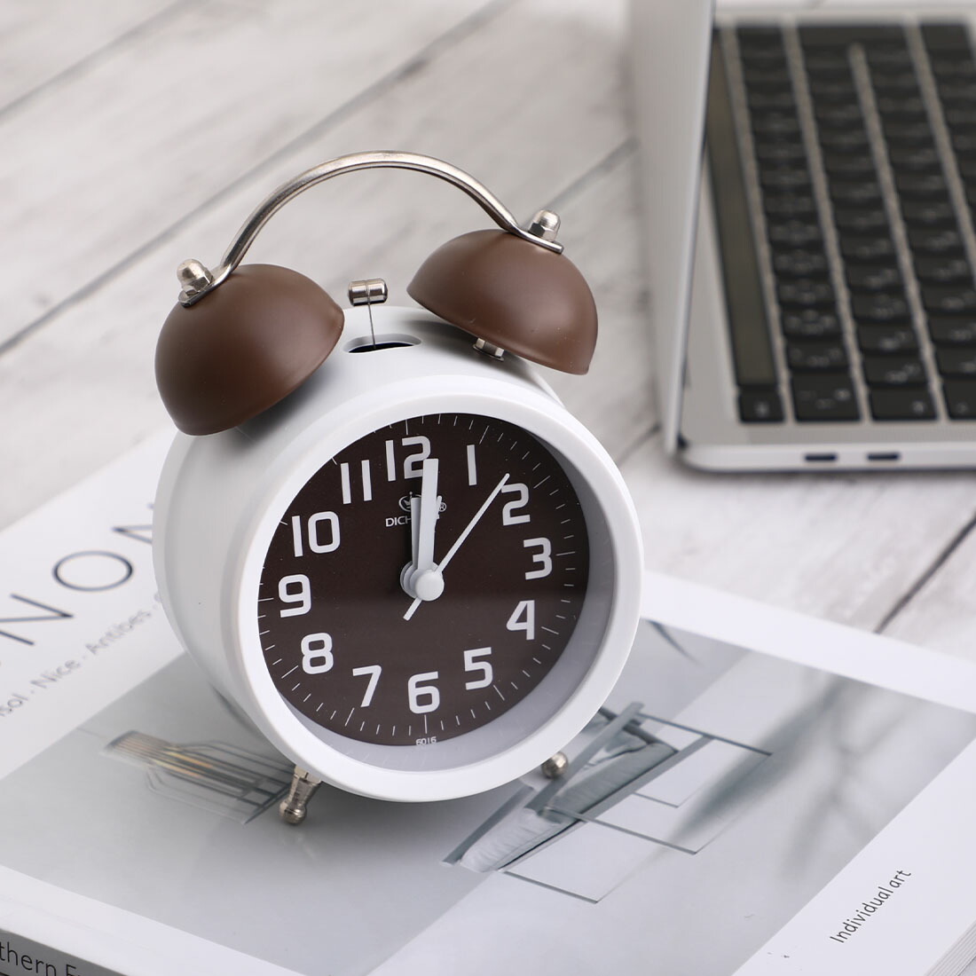 clock0052-9.jpg
