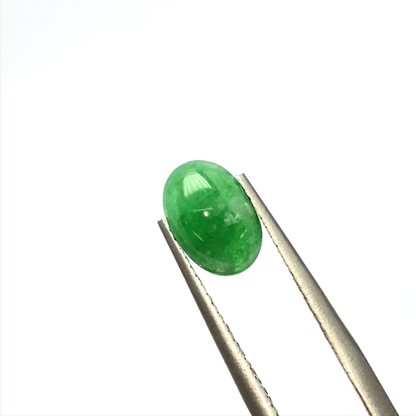 翡翠(宝石名ジェダイト(翡翠))ビルマ産 ソ付(彩珠) 1.248ct / 8.4x5