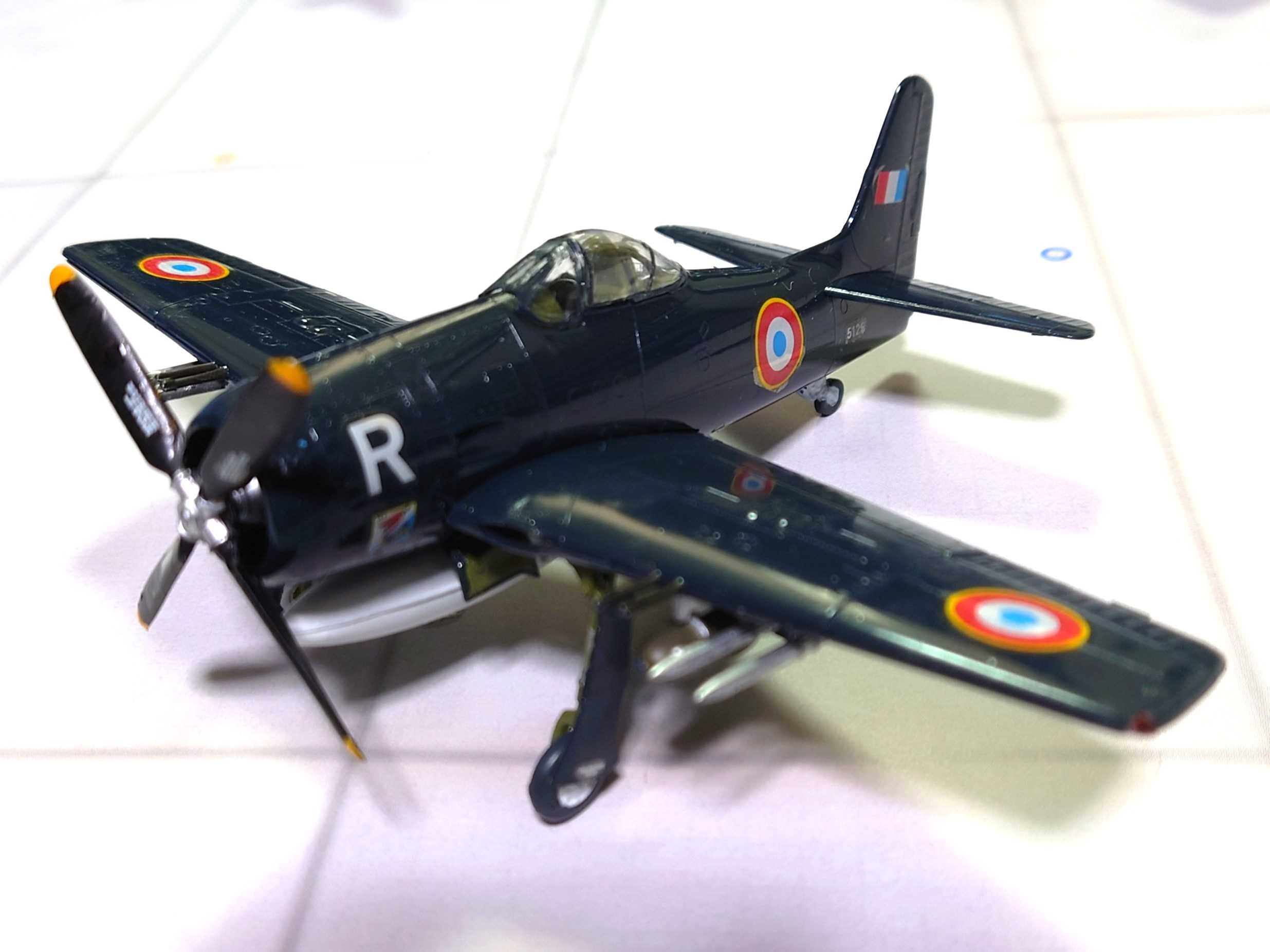 モノグラム1/72グラマンF8Fベアキャット | ハードオフ・ブックオフ