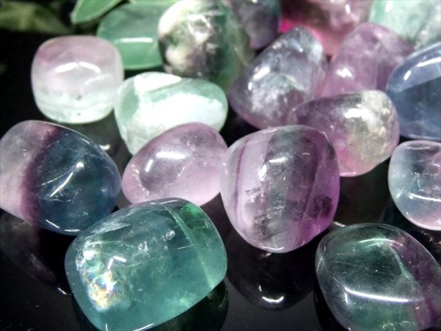 レインボーフローライト（蛍石） タンブル 詰め合わせ 200g 幅約15mm
