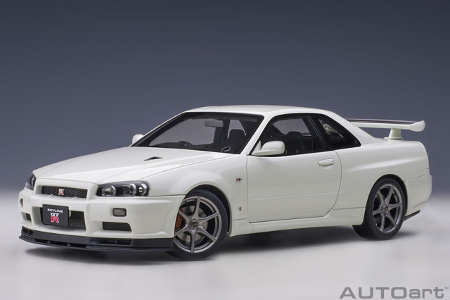 AUTOart (オートアート) コンポジットダイキャストモデル 1/18 日産