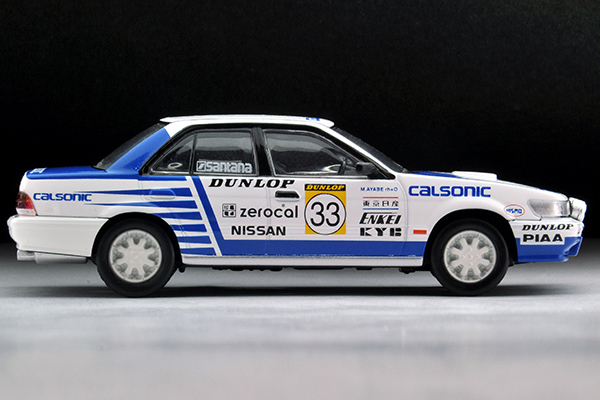 トミカリミテッドヴィンテージネオ 1/64 日産ブルーバードSSS-R 1988年