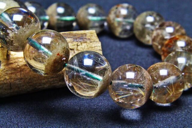 タイチンフラワー水晶ガーデンクォーツ（庭園水晶）ブレスレット13mm