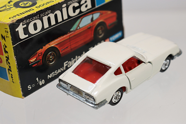 ミニカーショップ ケンボックス トミカ 黒箱☆6-1☆日産フェアレディ