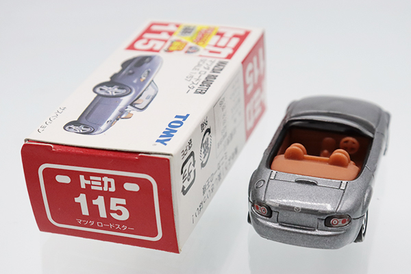 ミニカーショップ ケンボックス トミカ 赤箱☆115☆マツダロードスター
