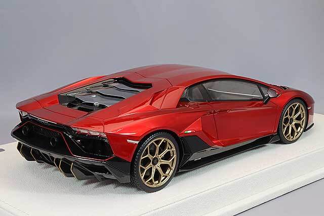 アイドロン 1/18 ランボルギーニ アヴェンタドール LP780-4 ウルティメ