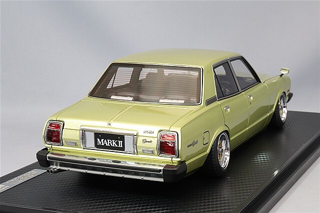 イグニッションモデル 1/18 トヨタ マークII セダン グランデ (MX41