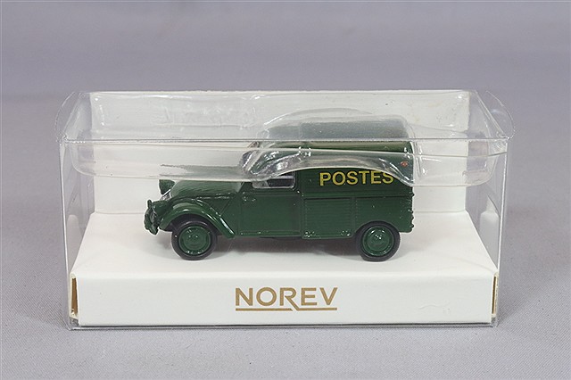 ノレブ 1/18 シトロエン 2CV Club 1982 ジェードグリーン