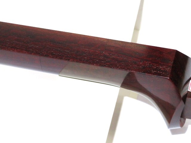 新品 津軽三味線 紅木 金細 綾杉胴 津軽塗り胴掛け・仮継ぎ付き 幅一寸