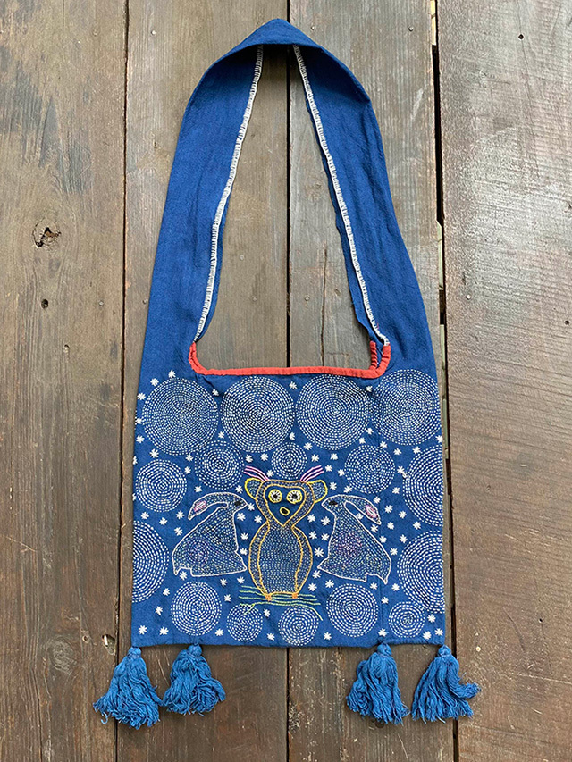 レンテン族 手刺繍 バッグ【パヤカ オンラインショップ】