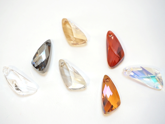 在庫限り終了【571】SWAROVSKI スワロフスキー/リュースター/サン
