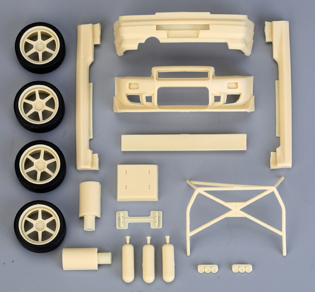 取り寄せ] ホビーデザイン 1/24 トランスキット Cウエスト ニッサン