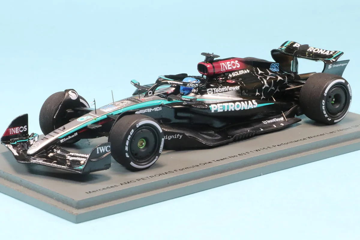 スパーク 1/43 メルセデス AMG W15 ラスベガスGP 2024 G.ラッセル