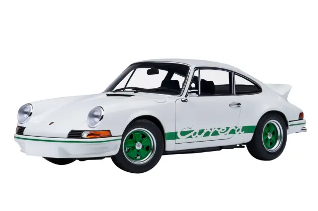 オートアート 1/18 ポルシェ 911 カレラ 2.7 RS サーキットの狼／早瀬