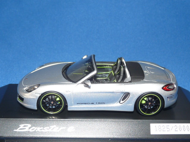 スパーク製 （ディーラー特注） 1/43 ポルシェ ボクスター e (981