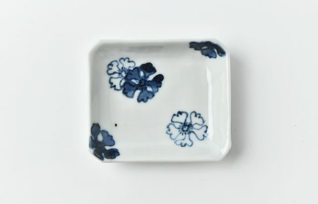 正木春蔵 色絵染附 草花文マグカップ ｜ 暮らしのうつわ花田 和食器 通販