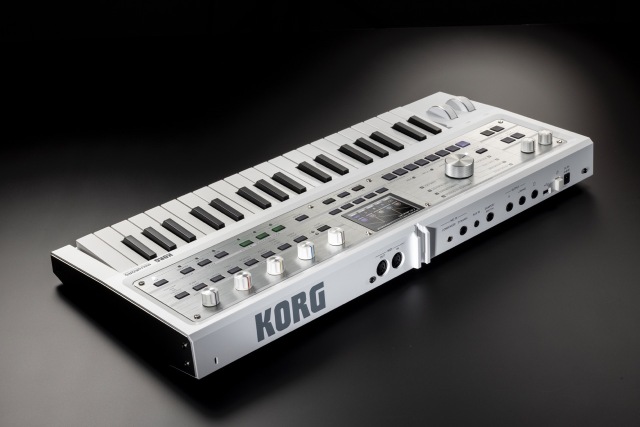 最終入荷!!】【数量限定】【専用ソフトケース付属】KORG microKORG 2