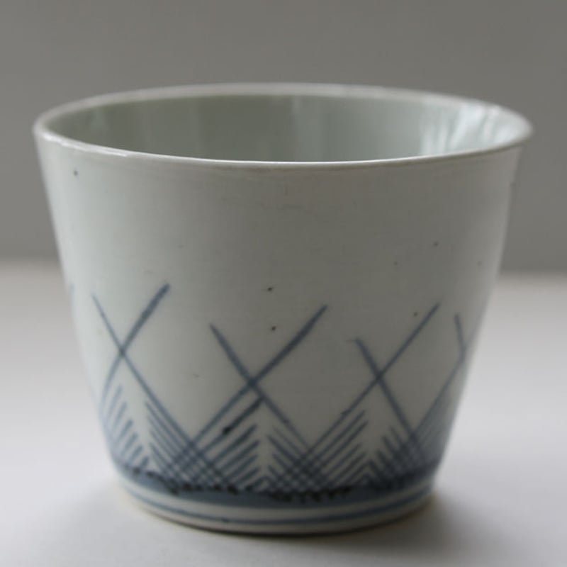 156 古伊万里 KOIMARI 染付 草文 蕎麦猪口 | imarimaru