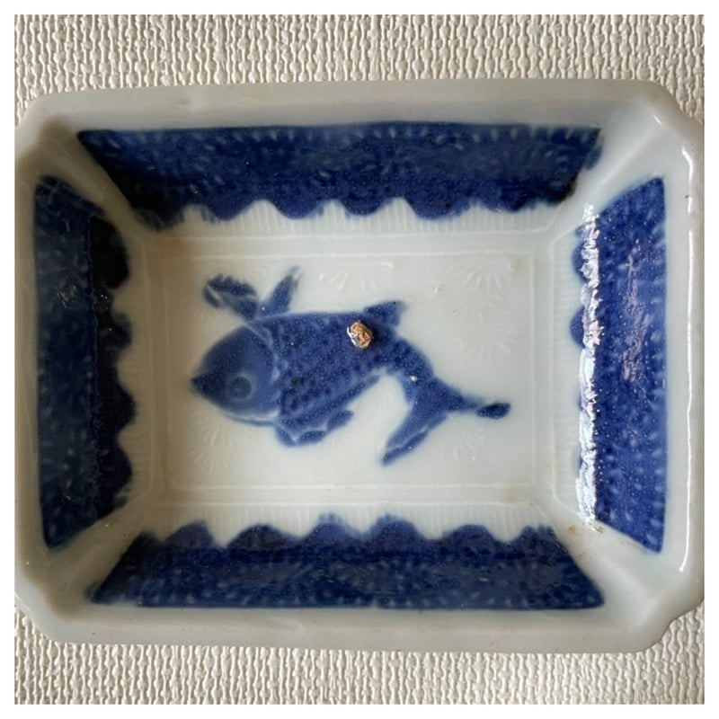 瀬戸焼 長角豆皿 陽刻鯛文様 明治時代 | れいゆぅる rayures