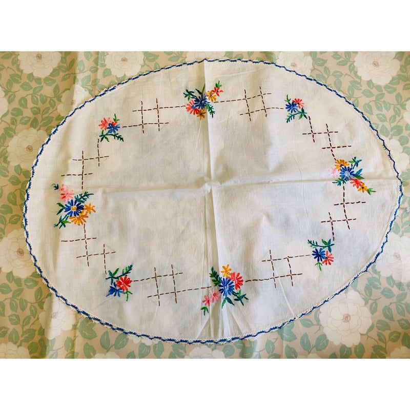 北欧 1930年代 ヴィンテージ 大 刺繍 楕円 ファブリック 花 クロス