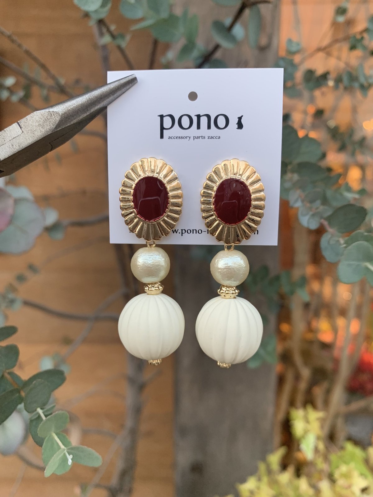 フラワーカボションピアス ボルドー | pono-nagoya