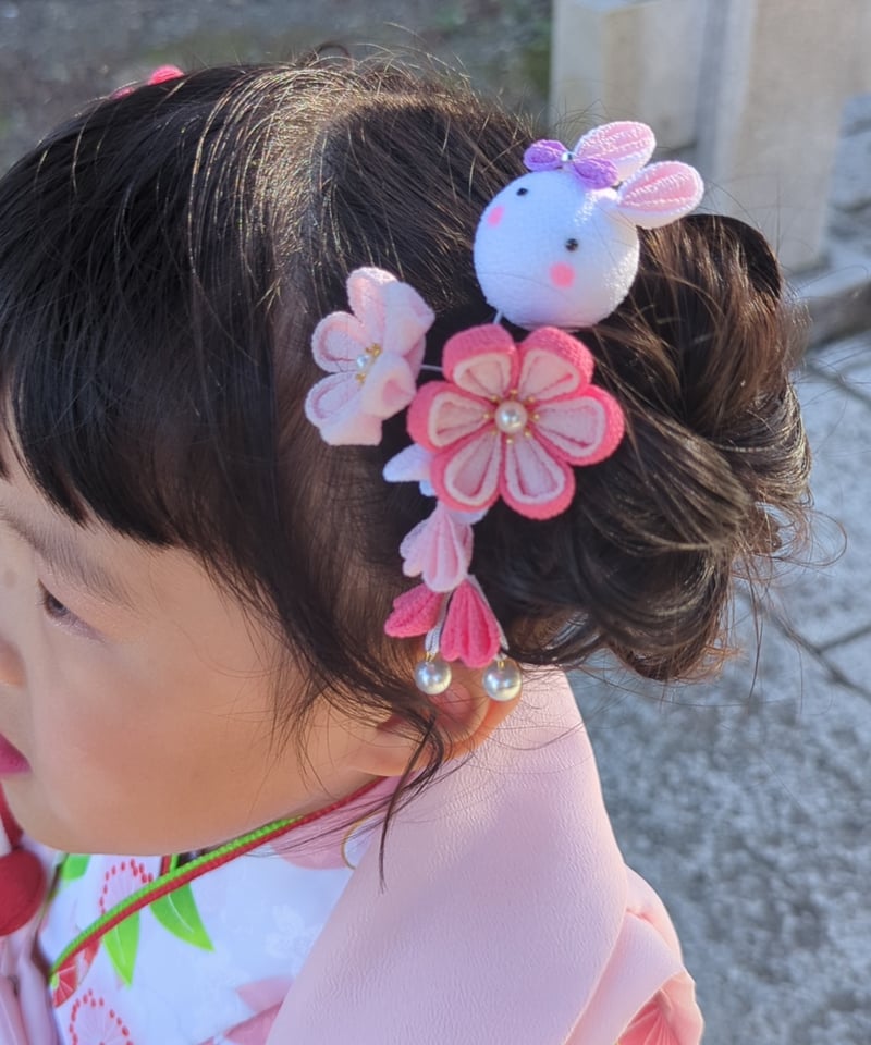 七五三髪飾り 3歳向け｜つまみ細工 夢菜-ゆな-＜うさぎ×桃錦＞｜ 愛