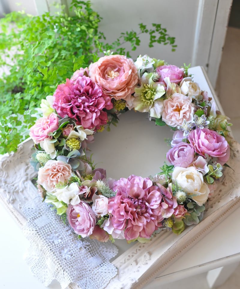 アーティフィシャルフラワーのリース Mサイズ | Florism Angelika