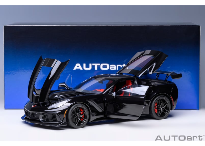 AUTOart 1/18 シボレー コルベット （C7） ZR1 （ブラック） 71276 |